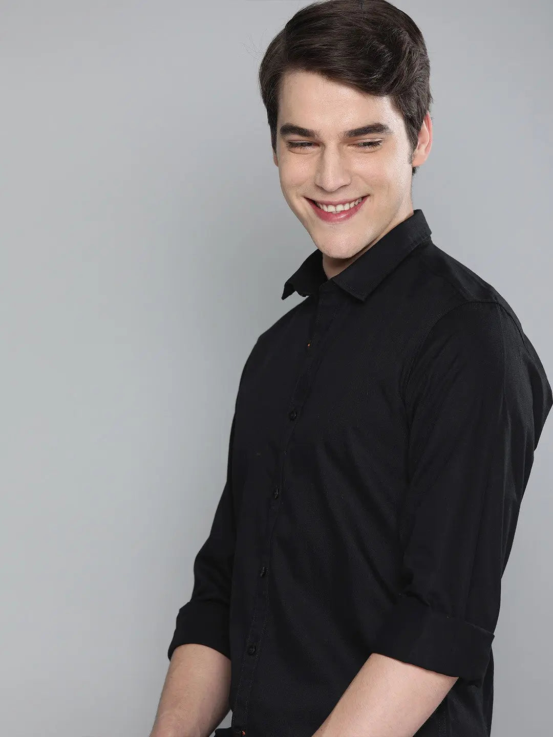 Zabolo Men Regular Fit Solid Spread Collar Formal Shirt (Full Sleeve, Black) Zabolo