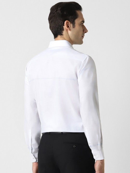 Men Regular Fit Solid Spread Collar Casual Shirt Zabolo